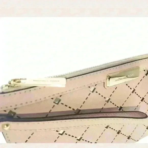 Michael Kors Diamond Design Zip Pouch Wristlet - Picture 2 of 4